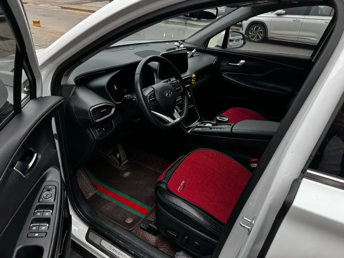 2021 Toyota RAV4 2.5L 178HP L4 E-CVT Hybrid,autocango,china used car exporter,china ev exporter,chinese used car exporter,chinese used ev exporter