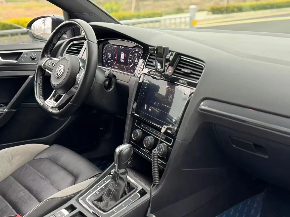 2020 Volkswagen Golf 1.4T 150HP L4 7DCT,autocango,china used car exporter,china ev exporter,chinese used car exporter,chinese used ev exporter