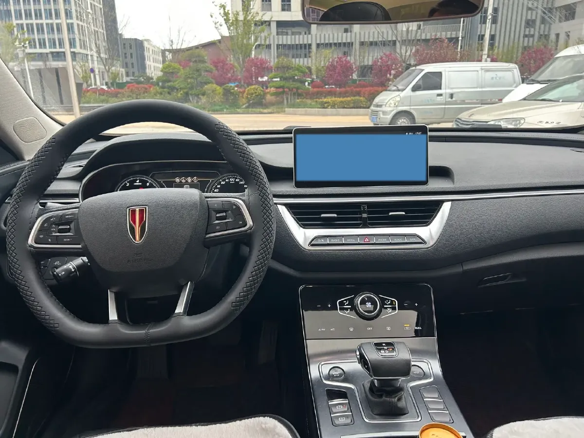 2020 HongQi H5 1.5T 169HP L4 7DCT,autocango,china used car exporter,china ev exporter,chinese used car exporter,chinese used ev exporter