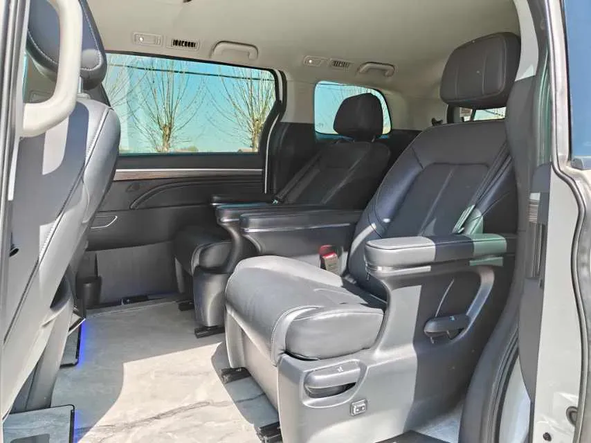 2021 GAC Trumpchi M8 2.0T 252HP L4 8AT,autocango,china used car exporter,china ev exporter,chinese used car exporter,chinese used ev exporter