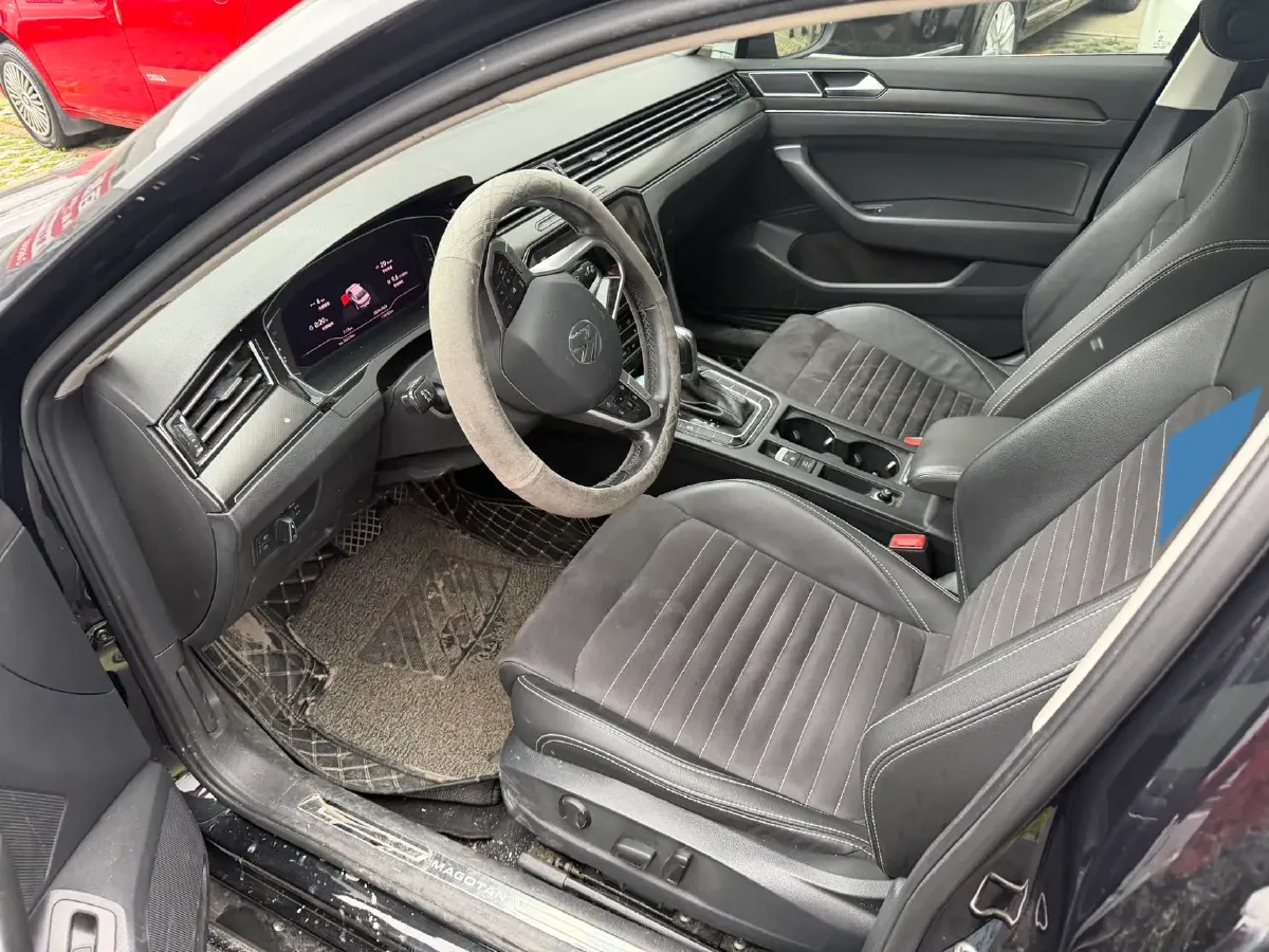 2020 Volkswagen Magotan 2.0T 186HP L4 7DCT,autocango,china used car exporter,china ev exporter,chinese used car exporter,chinese used ev exporter