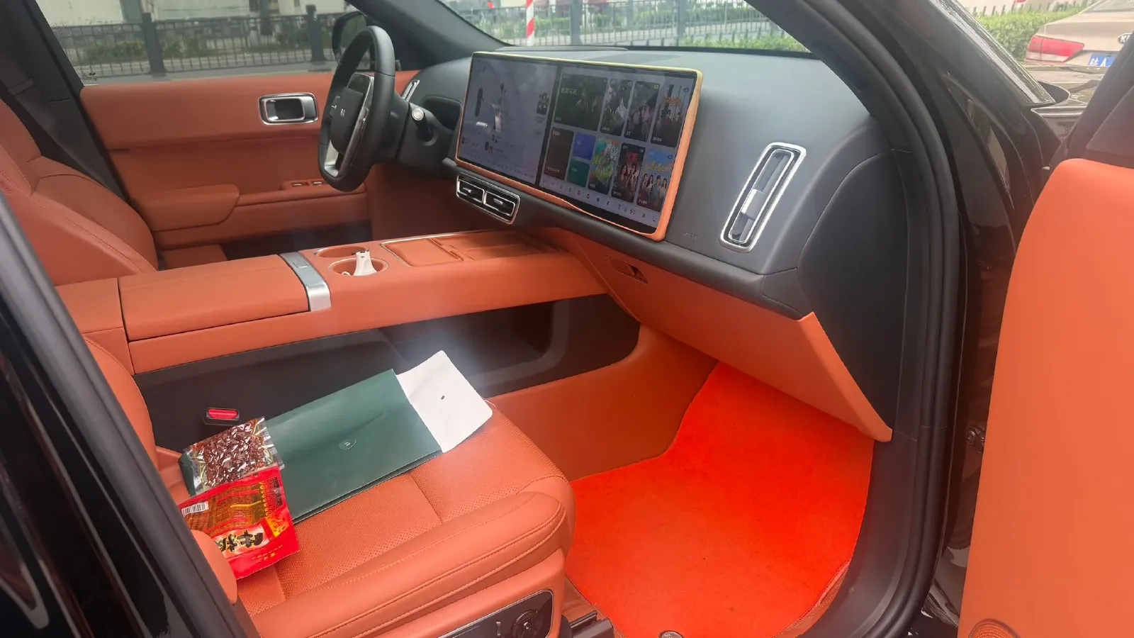 2023 Li L7 Range Extended 154HP REEV 40.9KWH,autocango,china used car exporter,china ev exporter,chinese used car exporter,chinese used ev exporter