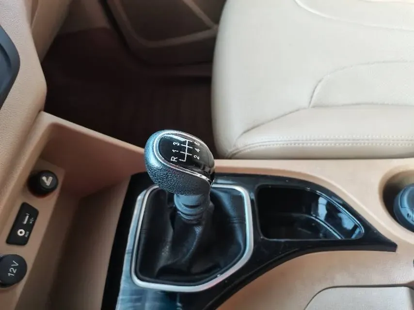 2017 BaoJun 730 1.5T 150HP L4 6MT,autocango,china used car exporter,china ev exporter,chinese used car exporter,chinese used ev exporter