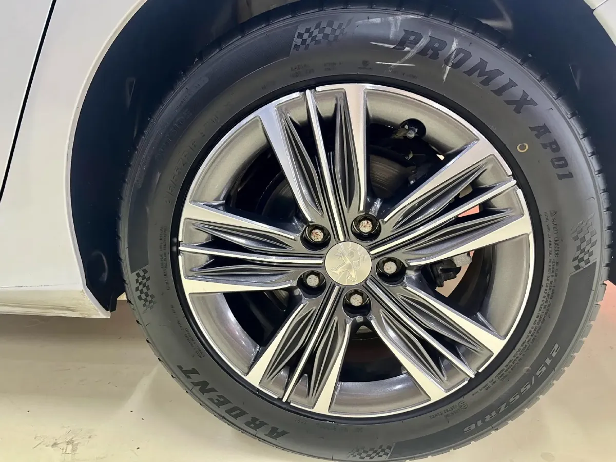 2019 Peugeot 308 1.2T 136HP L3 6AT,autocango,china used car exporter,china ev exporter,chinese used car exporter,chinese used ev exporter