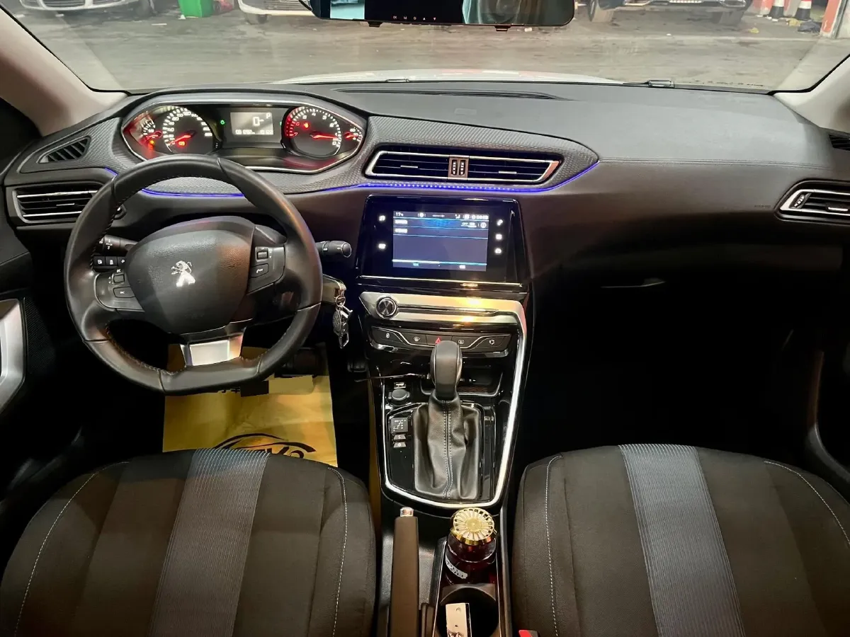 2019 Peugeot 308 1.2T 136HP L3 6AT,autocango,china used car exporter,china ev exporter,chinese used car exporter,chinese used ev exporter