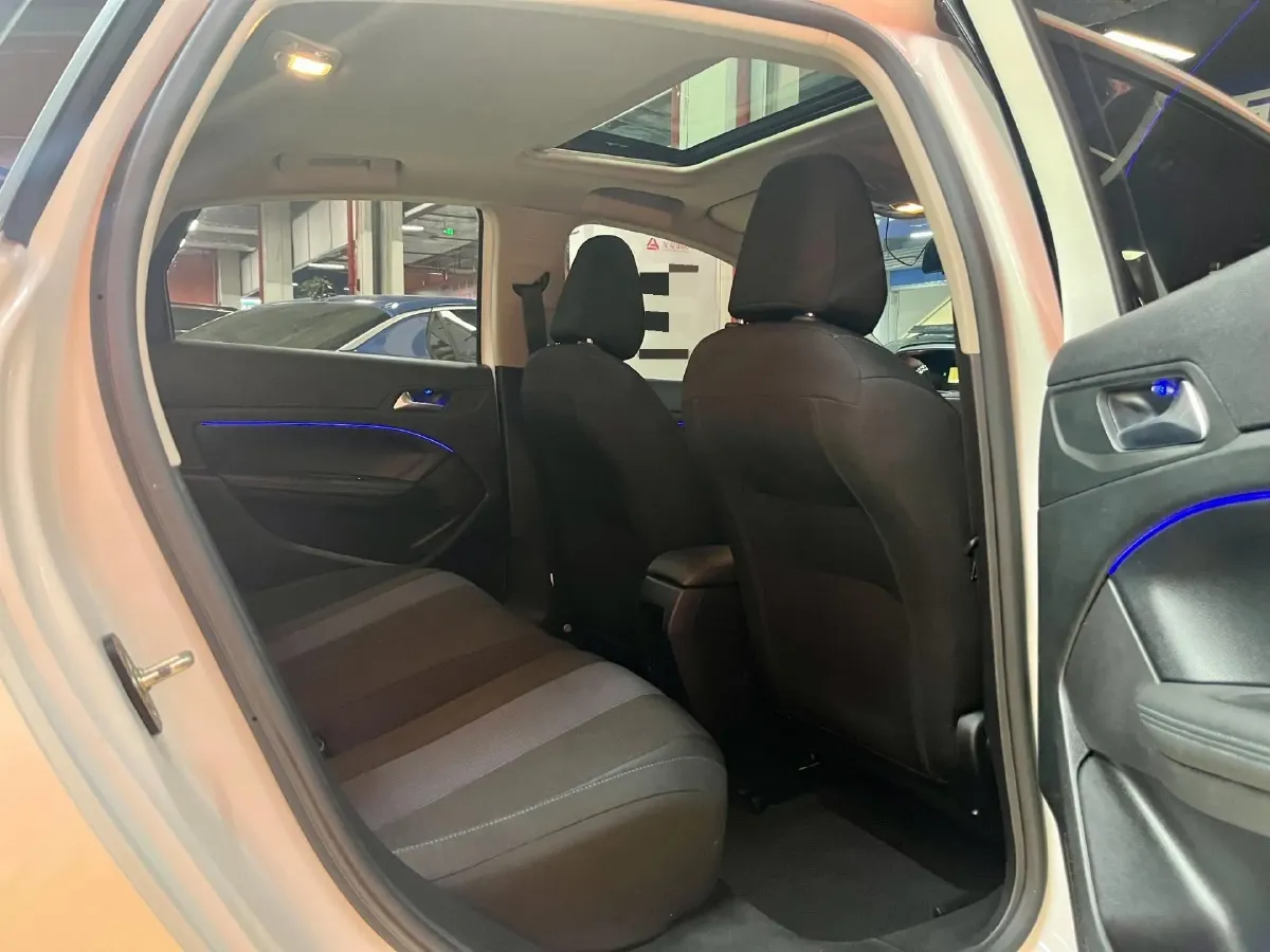 2019 Peugeot 308 1.2T 136HP L3 6AT,autocango,china used car exporter,china ev exporter,chinese used car exporter,chinese used ev exporter