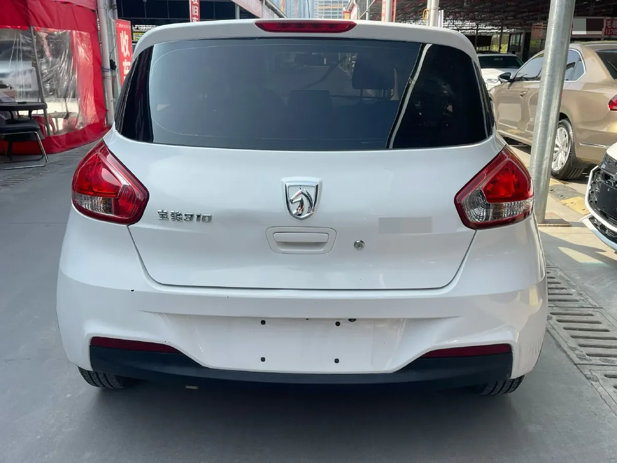 2020 BaoJun 310 1.2L 80HP L4 5MT,autocango,china used car exporter,china ev exporter,chinese used car exporter,chinese used ev exporter