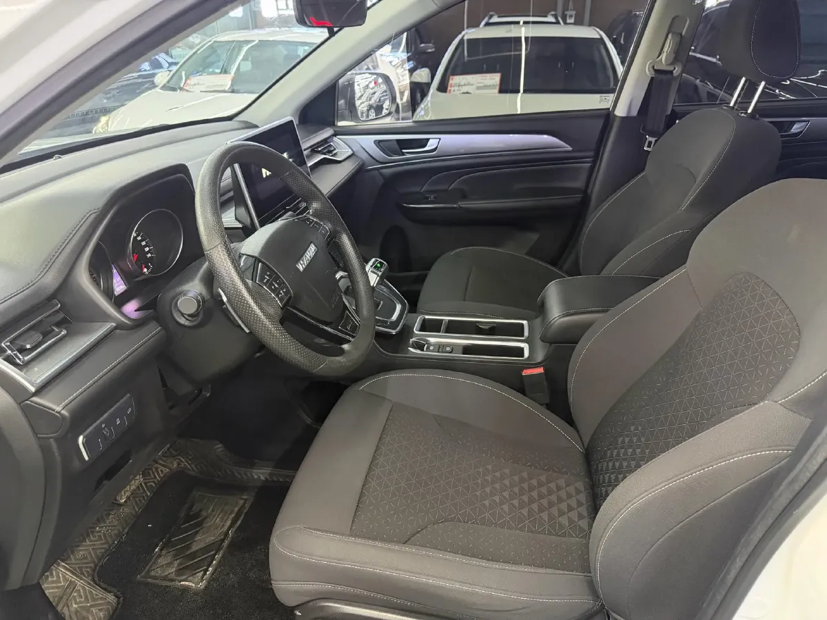 2021 Haval M6 1.5T 150HP L4 7DCT,autocango,china used car exporter,china ev exporter,chinese used car exporter,chinese used ev exporter