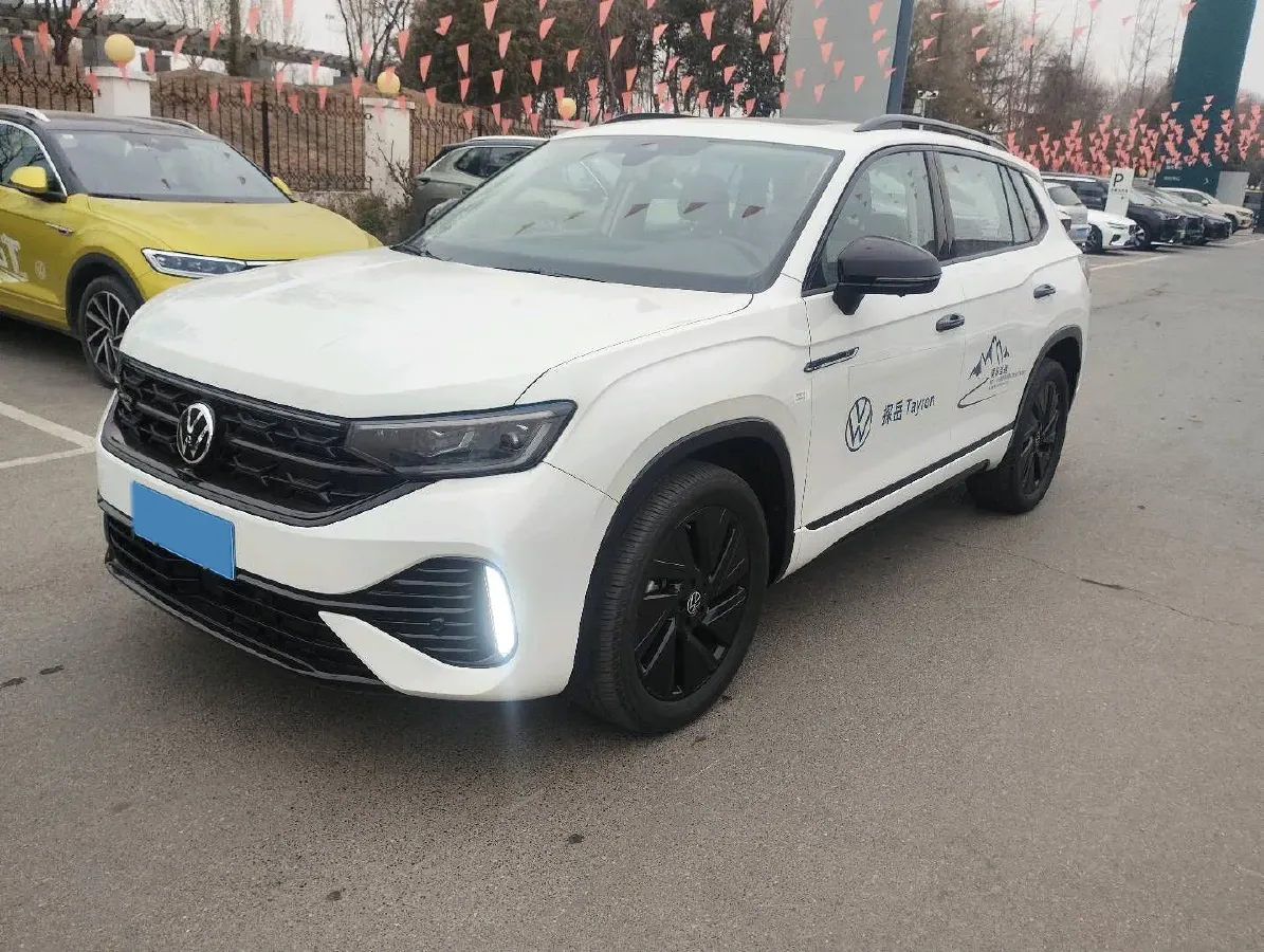 2023 Volkswagen Tayron 2.0T 220HP L4 7DCT,autocango,china used car exporter,china ev exporter,chinese used car exporter,chinese used ev exporter