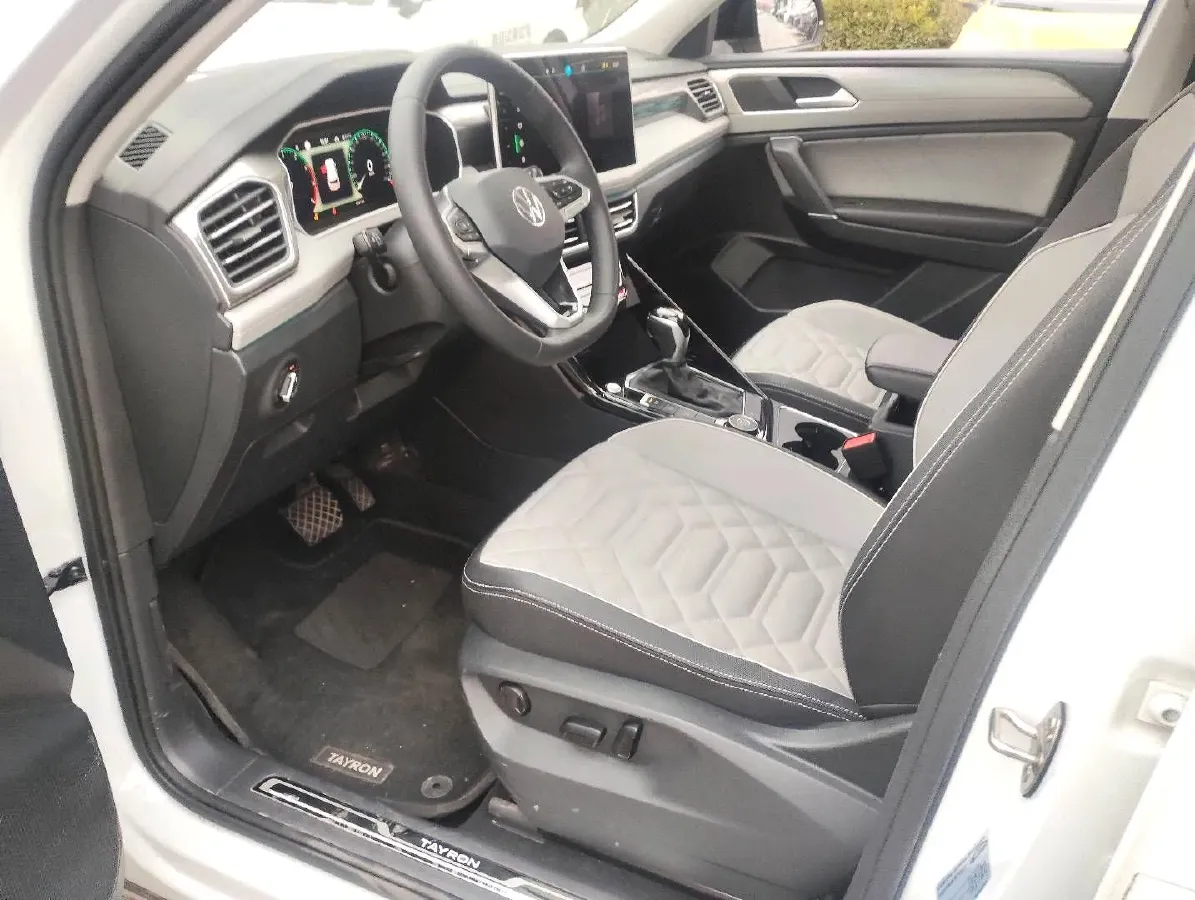 2023 Volkswagen Tayron 2.0T 220HP L4 7DCT,autocango,china used car exporter,china ev exporter,chinese used car exporter,chinese used ev exporter