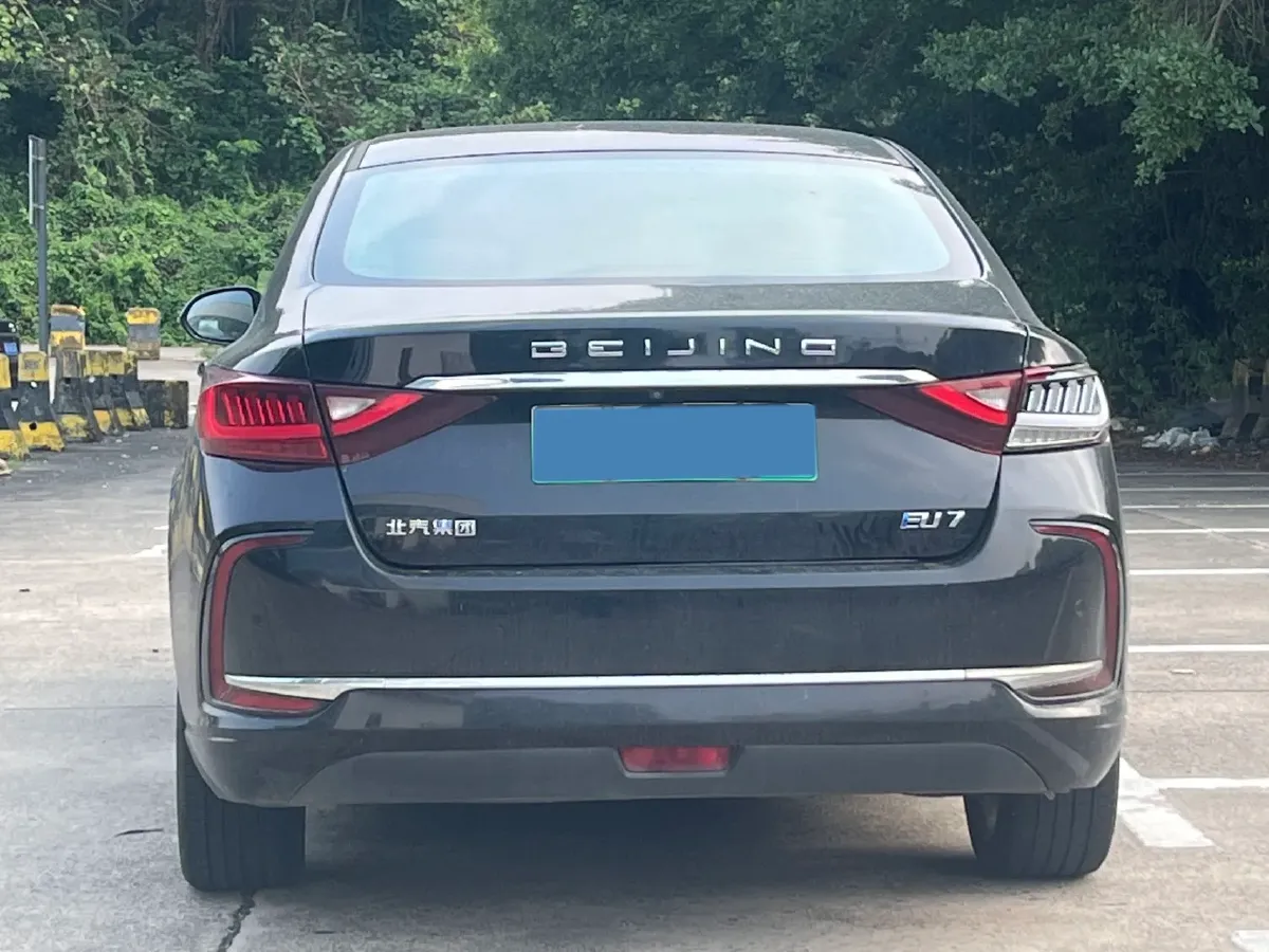 2019 BeiJing Auto EU7 BEV 60.225KWH,autocango,china used car exporter,china ev exporter,chinese used car exporter,chinese used ev exporter