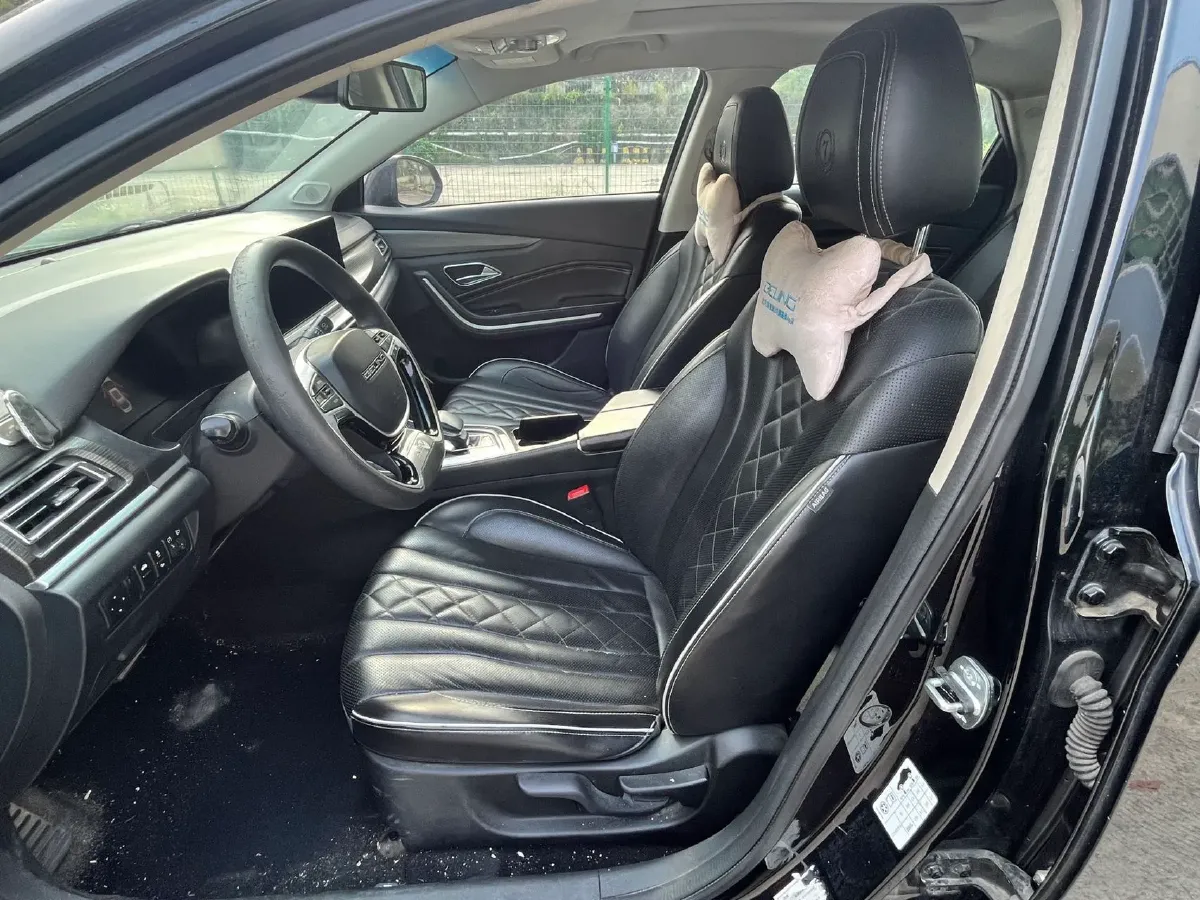 2019 BeiJing Auto EU7 BEV 60.225KWH,autocango,china used car exporter,china ev exporter,chinese used car exporter,chinese used ev exporter