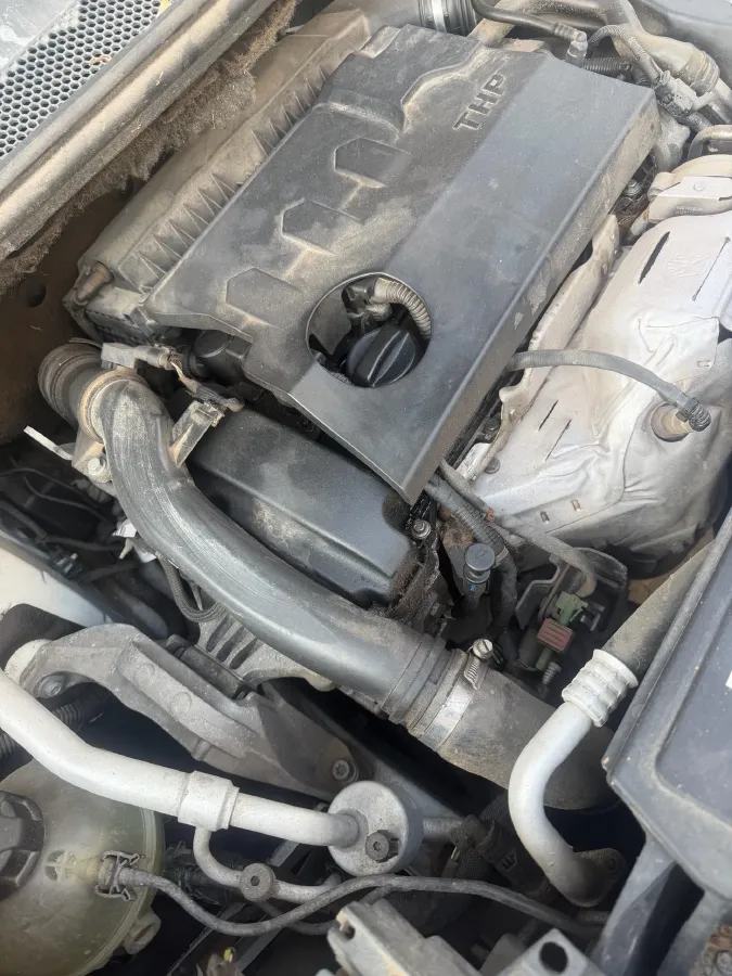 2019 Peugeot 5008 1.8T 204HP L4 6AT,autocango,china used car exporter,china ev exporter,chinese used car exporter,chinese used ev exporter