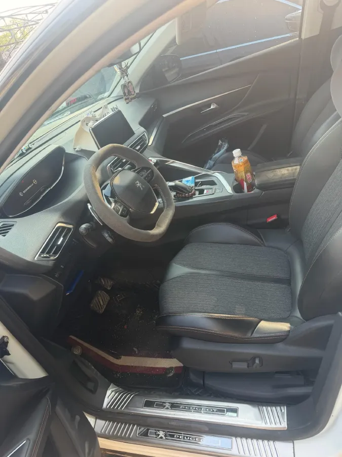 2019 Peugeot 5008 1.8T 204HP L4 6AT,autocango,china used car exporter,china ev exporter,chinese used car exporter,chinese used ev exporter