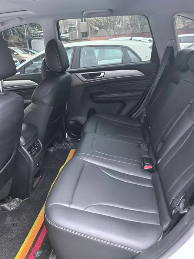 2023 Haval M6 1.5T 150HP L4 7DCT,autocango,china used car exporter,china ev exporter,chinese used car exporter,chinese used ev exporter