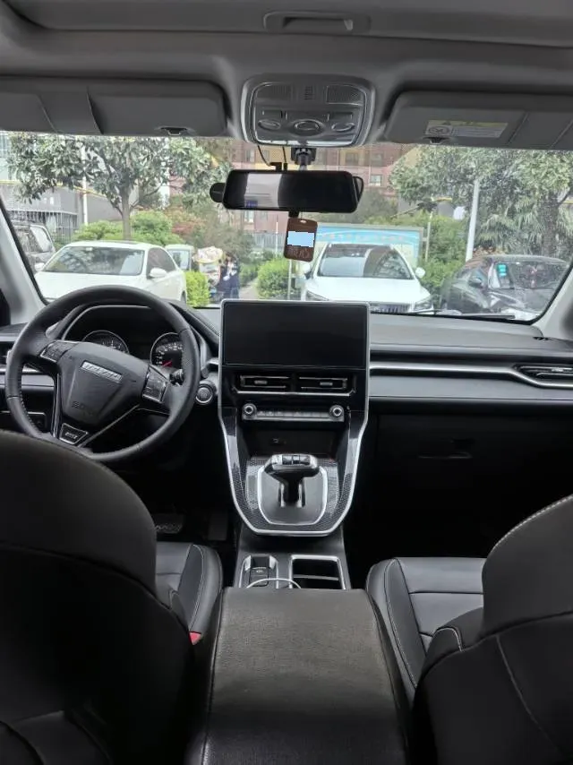 2023 Haval M6 1.5T 150HP L4 7DCT,autocango,china used car exporter,china ev exporter,chinese used car exporter,chinese used ev exporter