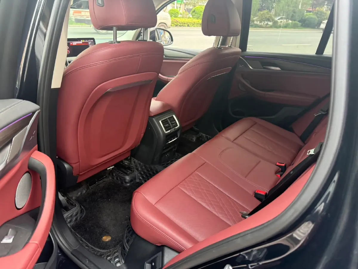 2022 BMW X3 2.0T 252HP L4 8AT,autocango,china used car exporter,china ev exporter,chinese used car exporter,chinese used ev exporter