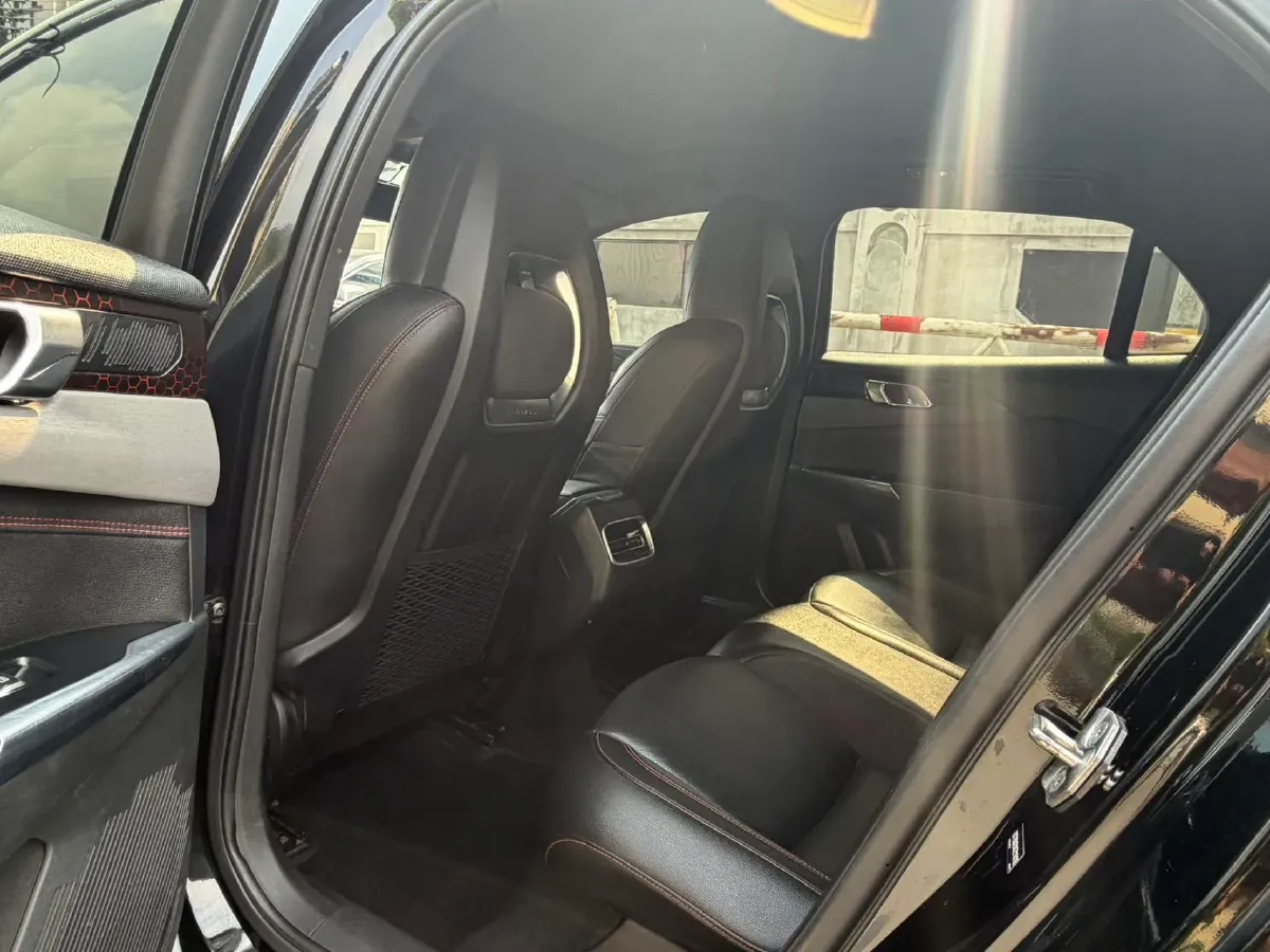 2019 Qoros 5 1.6T 197HP L4 7DCT,autocango,china used car exporter,china ev exporter,chinese used car exporter,chinese used ev exporter