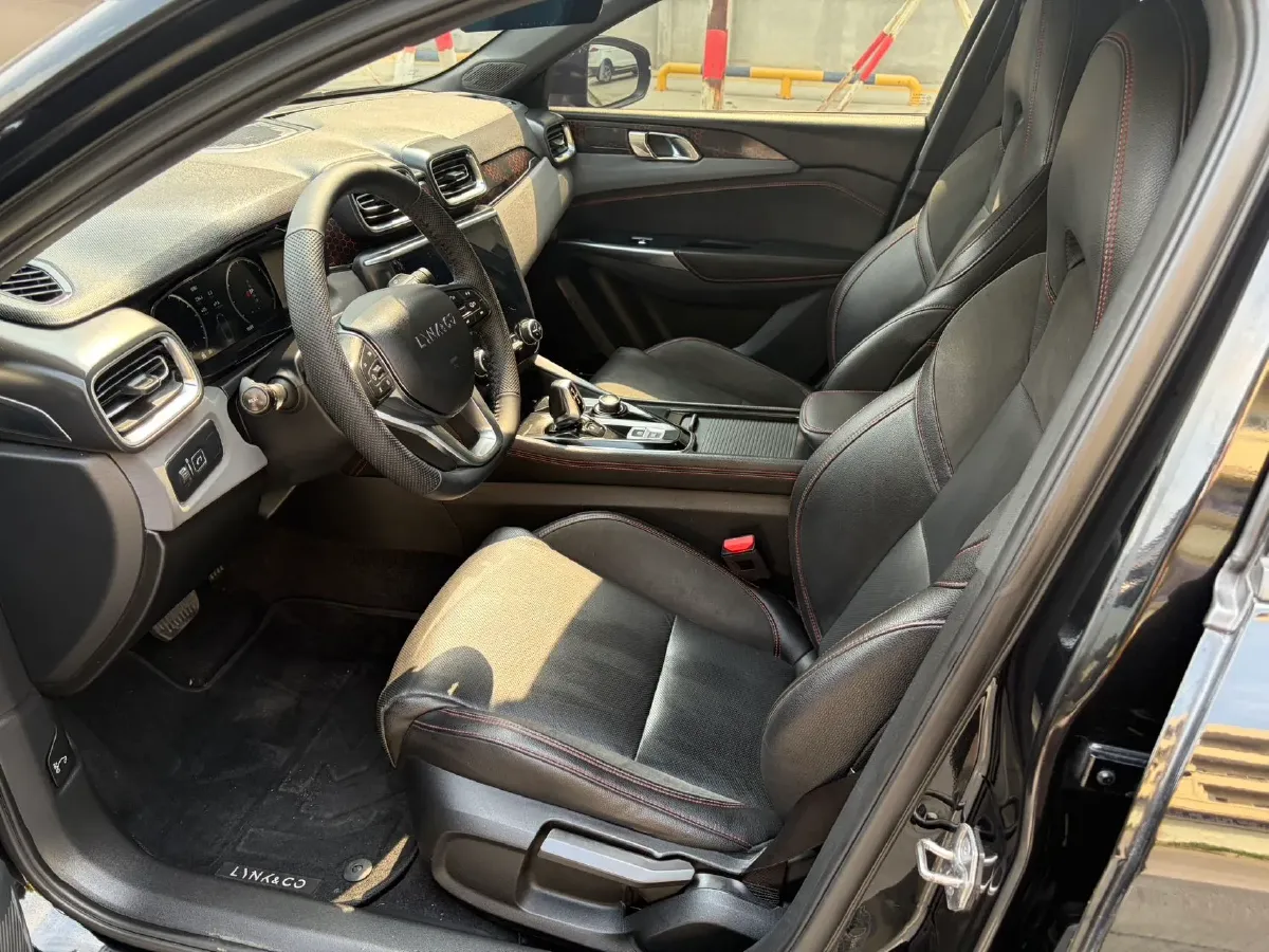 2019 Qoros 5 1.6T 197HP L4 7DCT,autocango,china used car exporter,china ev exporter,chinese used car exporter,chinese used ev exporter