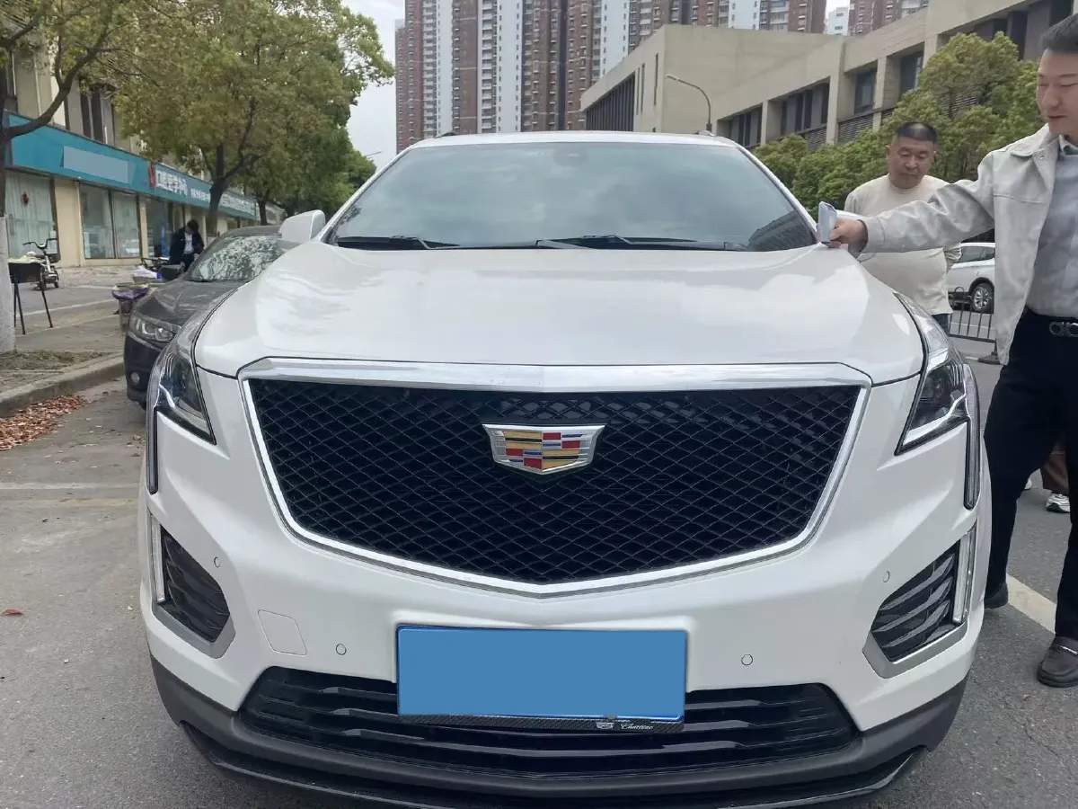 2024 Cadillac XT5 2.0T 237HP L4 9AT,autocango,china used car exporter,china ev exporter,chinese used car exporter,chinese used ev exporter