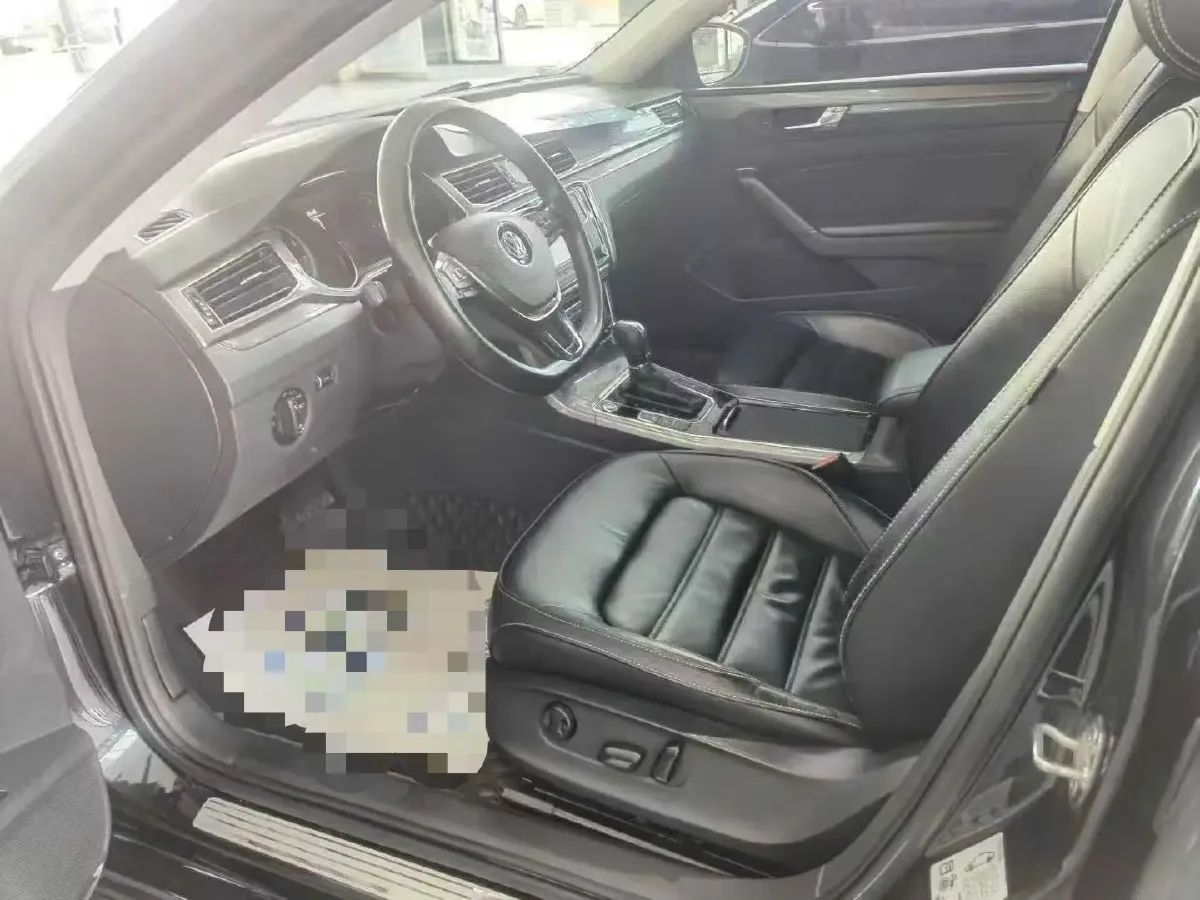 2017 Volkswagen Passat 1.8T 180HP L4 7DCT,autocango,china used car exporter,china ev exporter,chinese used car exporter,chinese used ev exporter