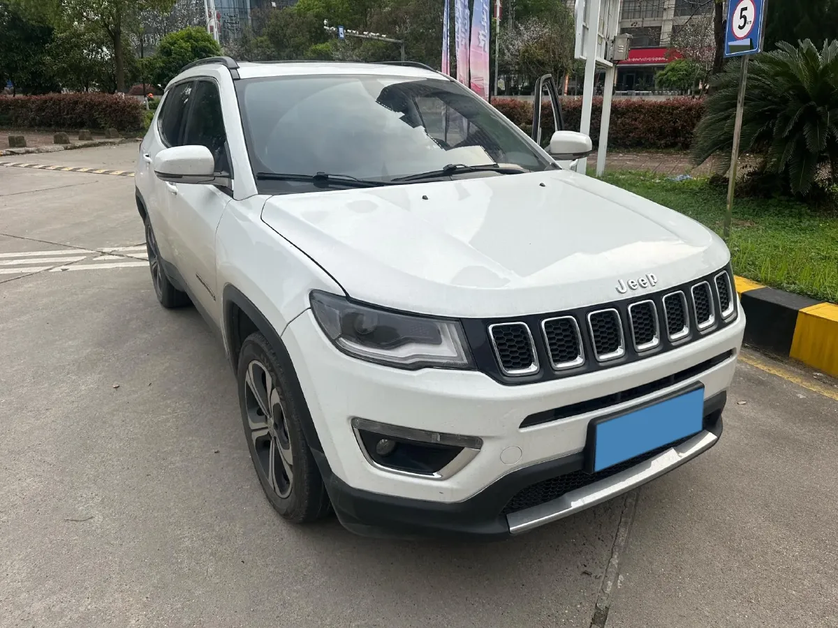 2019 Jeep Compass 1.3T 173HP L4 7DCT,autocango,china used car exporter,china ev exporter,chinese used car exporter,chinese used ev exporter