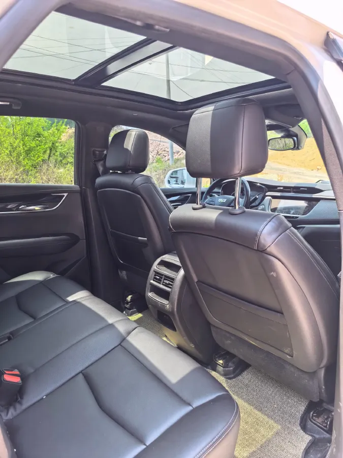 2021 Cadillac XT5 2.0T 237HP L4 9AT,autocango,china used car exporter,china ev exporter,chinese used car exporter,chinese used ev exporter