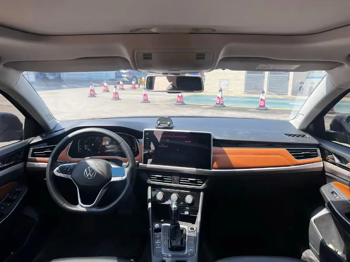 2023 Volkswagen Bora 1.2T 116HP L4 7DCT,autocango,china used car exporter,china ev exporter,chinese used car exporter,chinese used ev exporter
