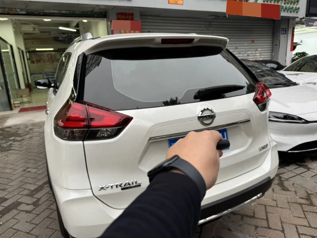 2023 Nissan X-Trail 2.0L 151HP L4 CVT,autocango,china used car exporter,china ev exporter,chinese used car exporter,chinese used ev exporter
