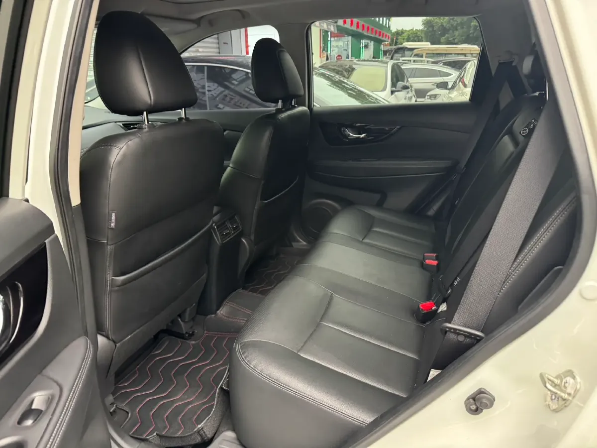 2023 Nissan X-Trail 2.0L 151HP L4 CVT,autocango,china used car exporter,china ev exporter,chinese used car exporter,chinese used ev exporter