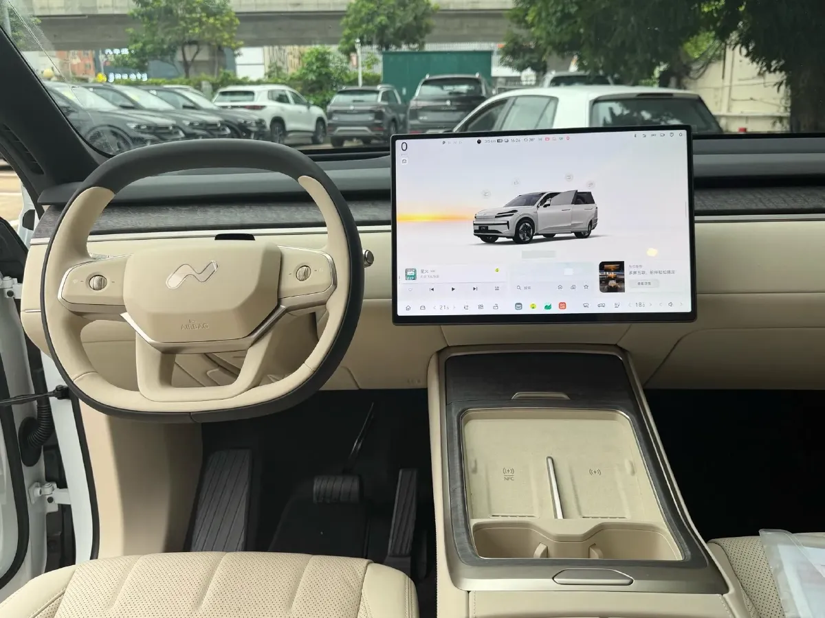 2025 ONVO L90 BEV,autocango,china used car exporter,china ev exporter,chinese used car exporter,chinese used ev exporter