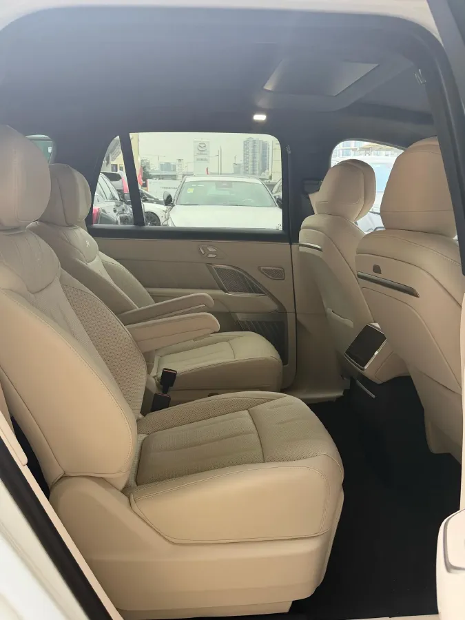 2025 ONVO L90 BEV,autocango,china used car exporter,china ev exporter,chinese used car exporter,chinese used ev exporter