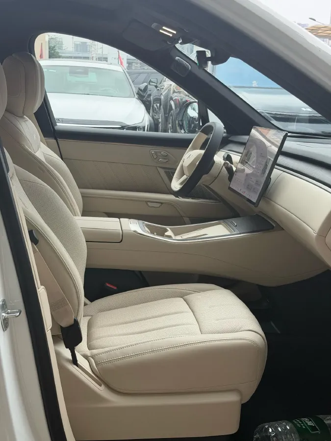 2025 ONVO L90 BEV,autocango,china used car exporter,china ev exporter,chinese used car exporter,chinese used ev exporter