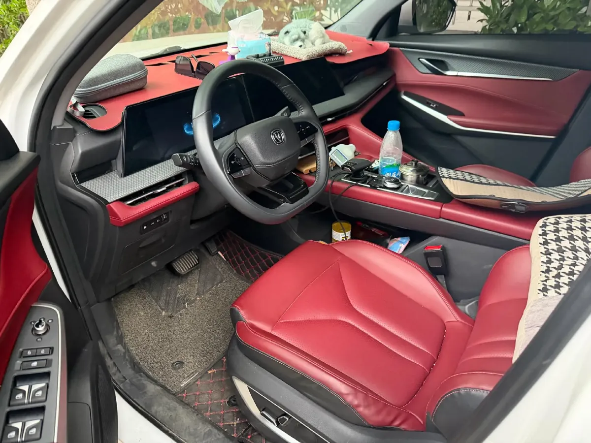 2022 ChangAn CS75 Plus 2.0T 233HP L4 8AT,autocango,china used car exporter,china ev exporter,chinese used car exporter,chinese used ev exporter