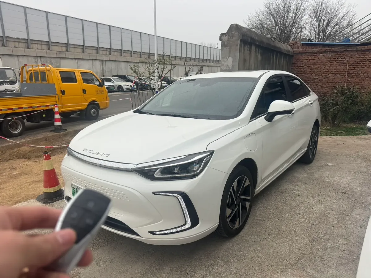 2023 BeiJing Auto EU5 Plus BEV 60.7KWH,autocango,china used car exporter,china ev exporter,chinese used car exporter,chinese used ev exporter