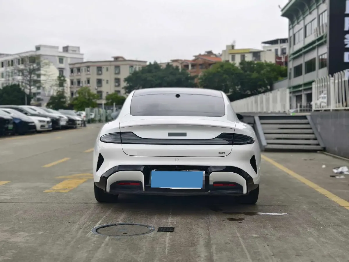 2024 MI SU7 BEV 73.6KWH,autocango,china used car exporter,china ev exporter,chinese used car exporter,chinese used ev exporter