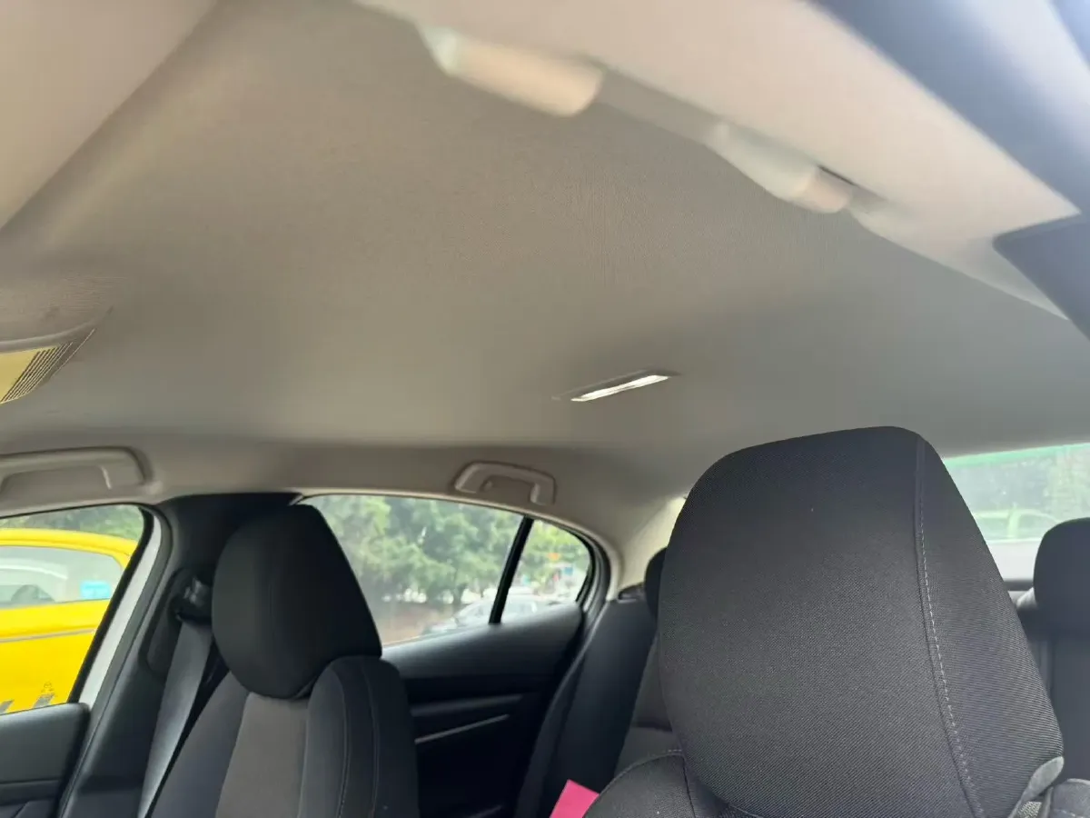 2023 Mazda 3 Axela 2.0L 158HP L4 6AT,autocango,china used car exporter,china ev exporter,chinese used car exporter,chinese used ev exporter