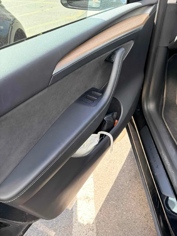 2021 Tesla Model Y BEV 60KWH,autocango,china used car exporter,china ev exporter,chinese used car exporter,chinese used ev exporter