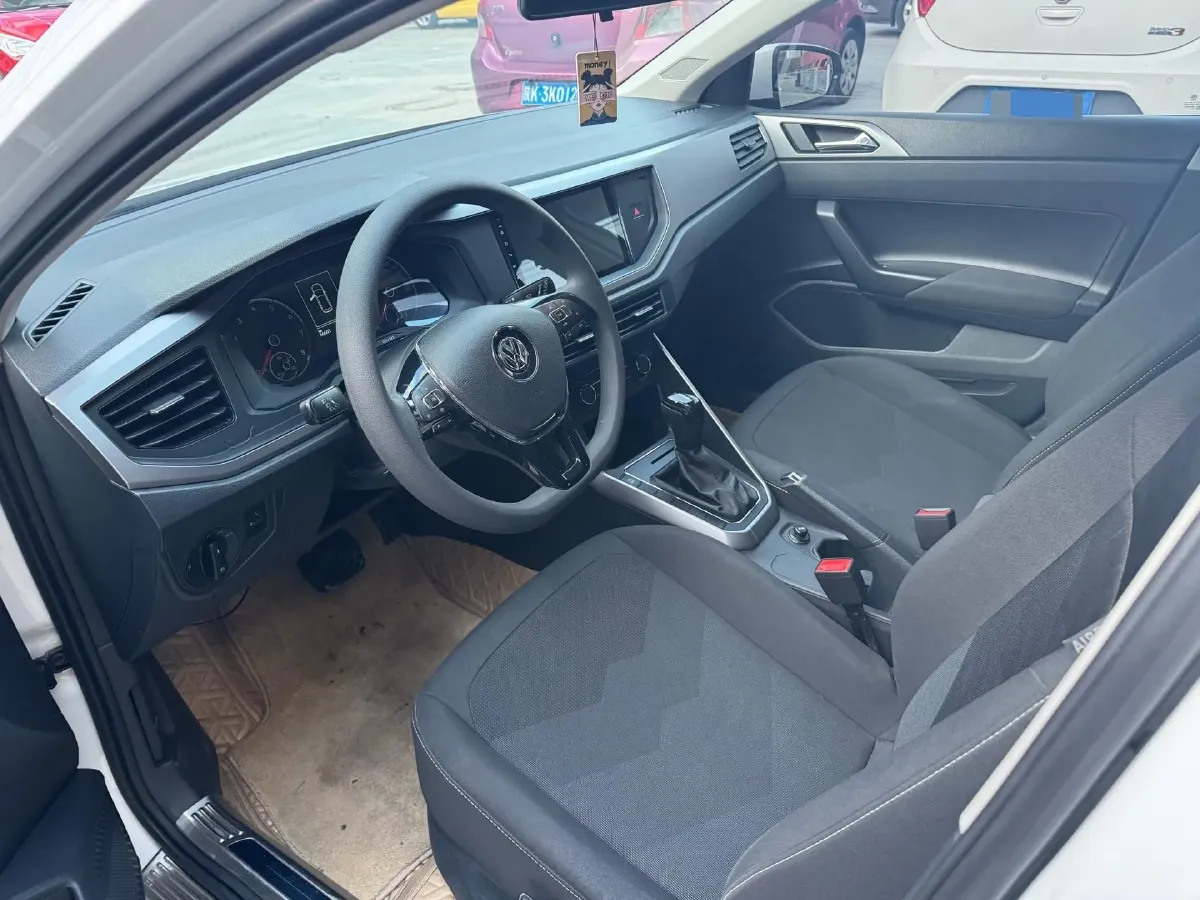 2019 Volkswagen Polo 1.5L 113HP L4 6AT,autocango,china used car exporter,china ev exporter,chinese used car exporter,chinese used ev exporter