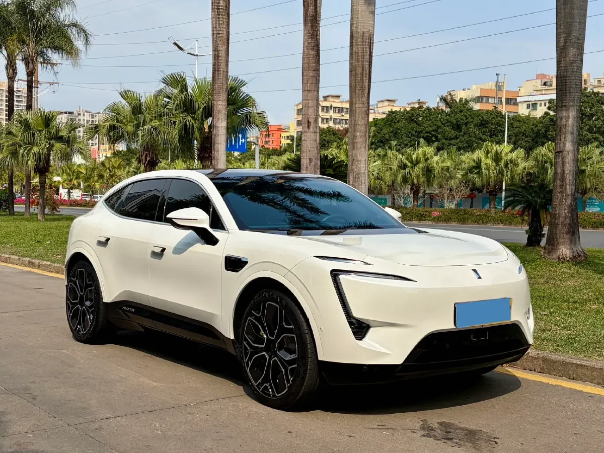 2022 Avatr 11 BEV 90.38KWH,autocango,china used car exporter,china ev exporter,chinese used car exporter,chinese used ev exporter