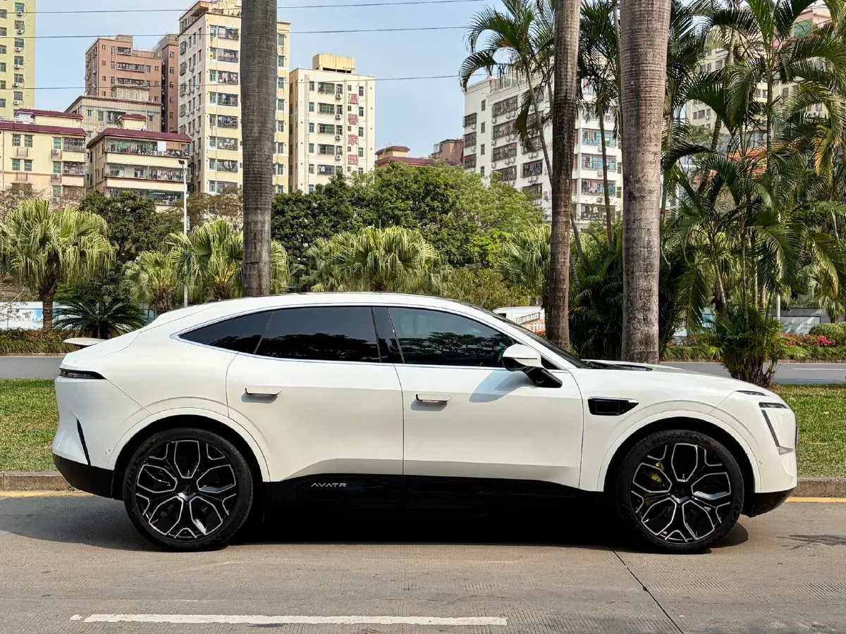 2022 Avatr 11 BEV 90.38KWH,autocango,china used car exporter,china ev exporter,chinese used car exporter,chinese used ev exporter