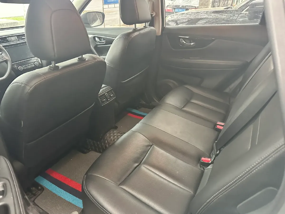 2021 Nissan X-Trail 2.5L 181HP L4 CVT,autocango,china used car exporter,china ev exporter,chinese used car exporter,chinese used ev exporter