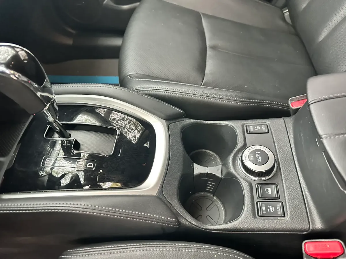 2021 Nissan X-Trail 2.5L 181HP L4 CVT,autocango,china used car exporter,china ev exporter,chinese used car exporter,chinese used ev exporter