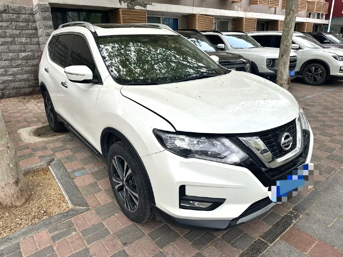 2021 Nissan X-Trail 2.5L 181HP L4 CVT,autocango,china used car exporter,china ev exporter,chinese used car exporter,chinese used ev exporter