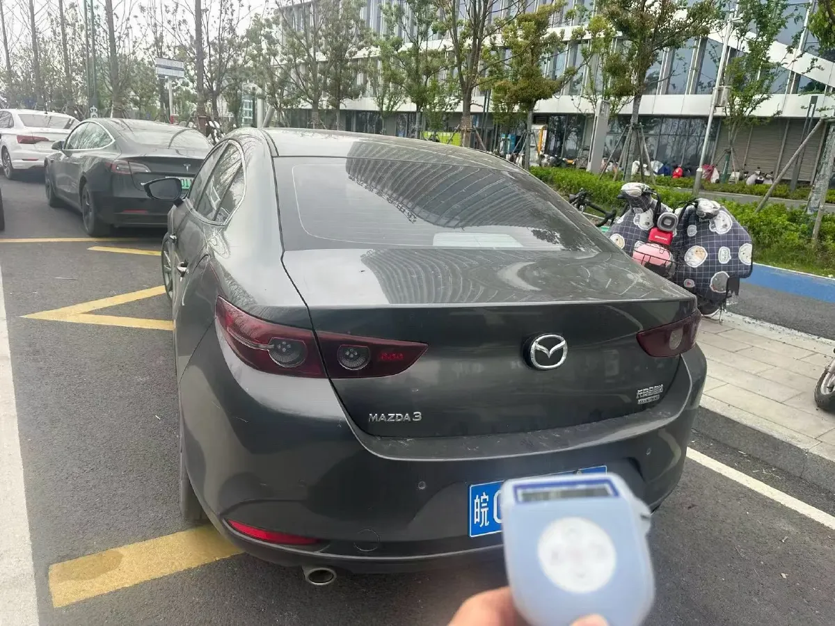 2020 Mazda 3 Axela 2.0L 158HP L4 6AT,autocango,china used car exporter,china ev exporter,chinese used car exporter,chinese used ev exporter