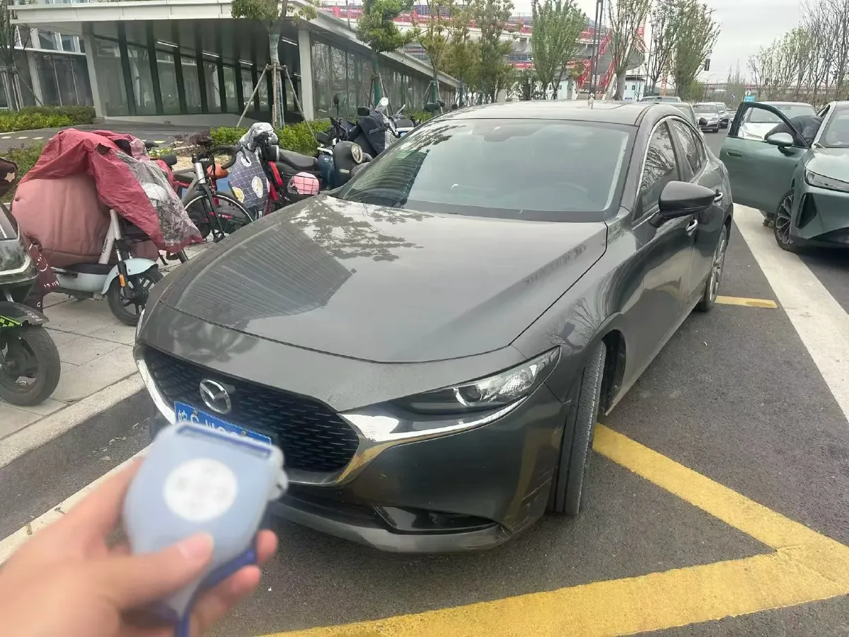 2020 Mazda 3 Axela 2.0L 158HP L4 6AT,autocango,china used car exporter,china ev exporter,chinese used car exporter,chinese used ev exporter