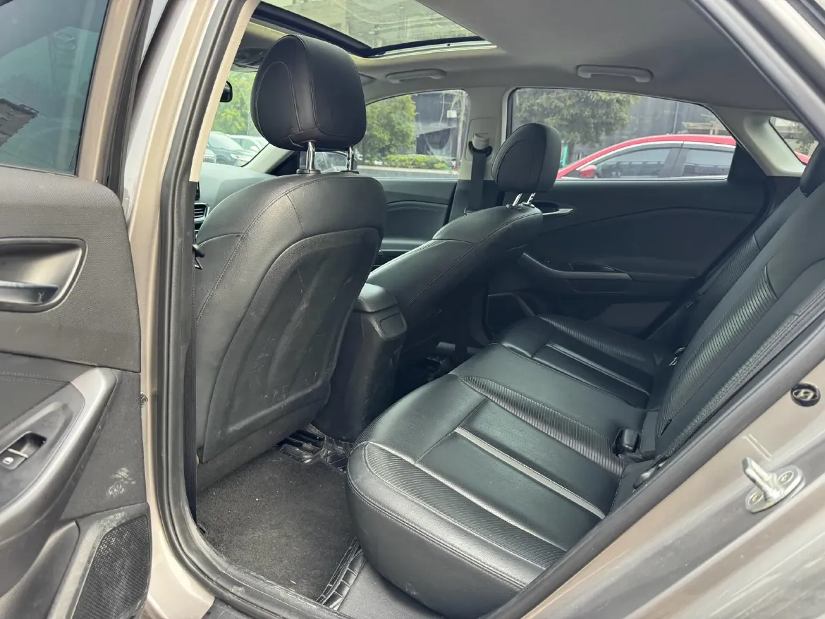 2019 Hyundai La Festa 1.6T 190HP L4 7DCT,autocango,china used car exporter,china ev exporter,chinese used car exporter,chinese used ev exporter