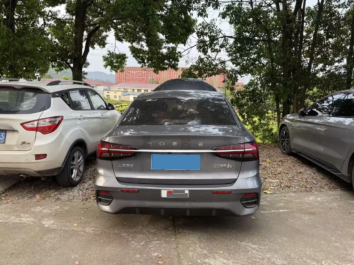 2020 Roewe i5 1.5L 120HP L4 CVT,autocango,china used car exporter,china ev exporter,chinese used car exporter,chinese used ev exporter
