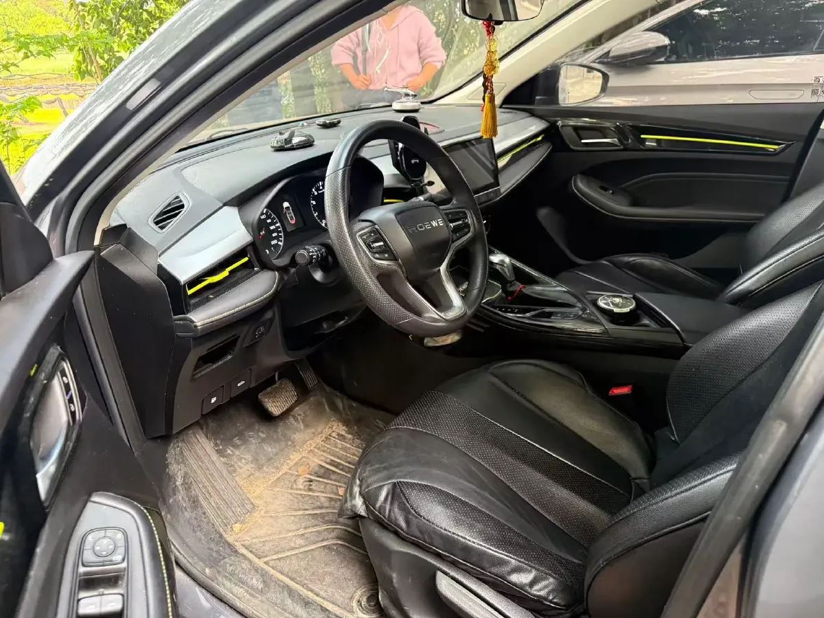 2020 Roewe i5 1.5L 120HP L4 CVT,autocango,china used car exporter,china ev exporter,chinese used car exporter,chinese used ev exporter