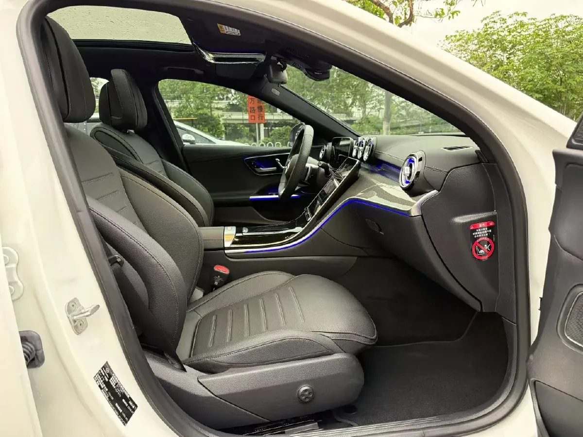 2024 Mercedes-Benz C Class 1.5T 204HP L4 9AT,autocango,china used car exporter,china ev exporter,chinese used car exporter,chinese used ev exporter